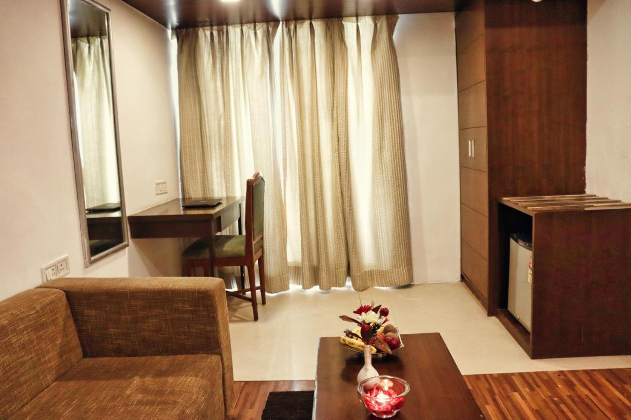 Hotel Clarks Collection Bhavnagar Exterior photo