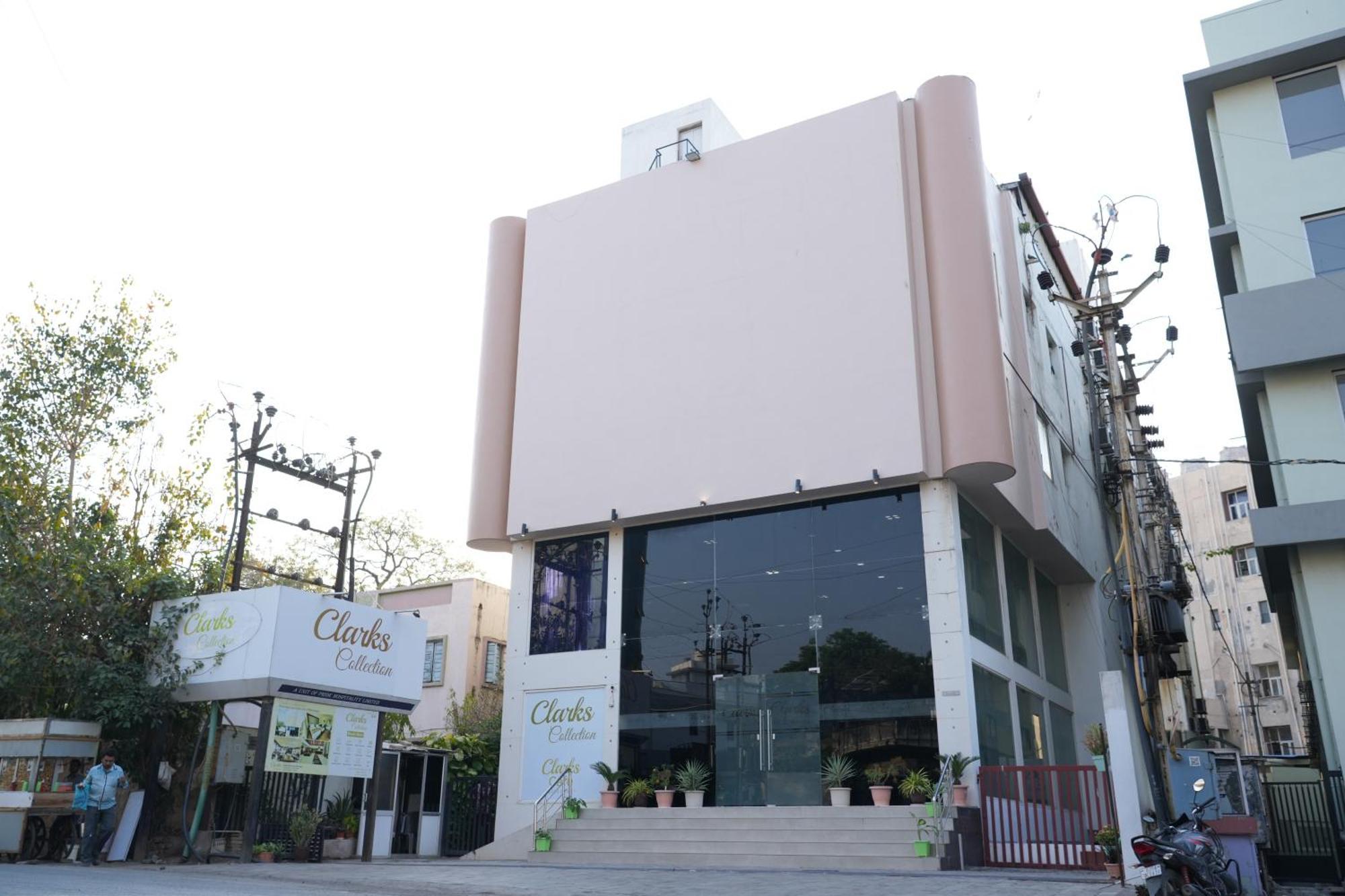 Hotel Clarks Collection Bhavnagar Exterior photo