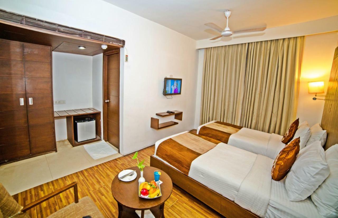 Hotel Clarks Collection Bhavnagar Exterior photo