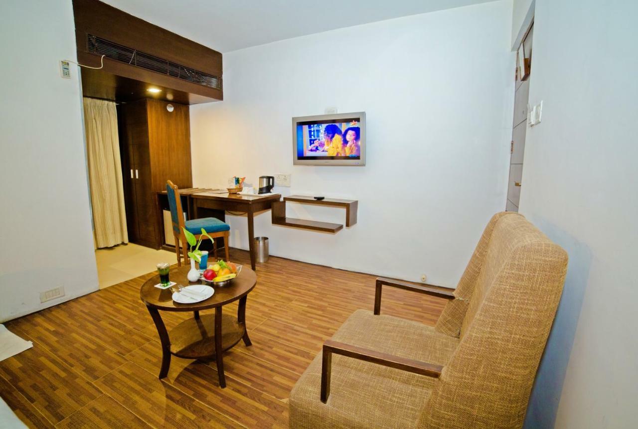 Hotel Clarks Collection Bhavnagar Exterior photo